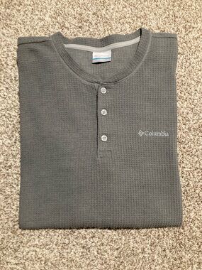 Columbia Long-Sleeve Waffle Henley Shirt - Charcoal Gray